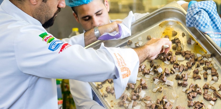 نبذة عن سلامة الغذاء