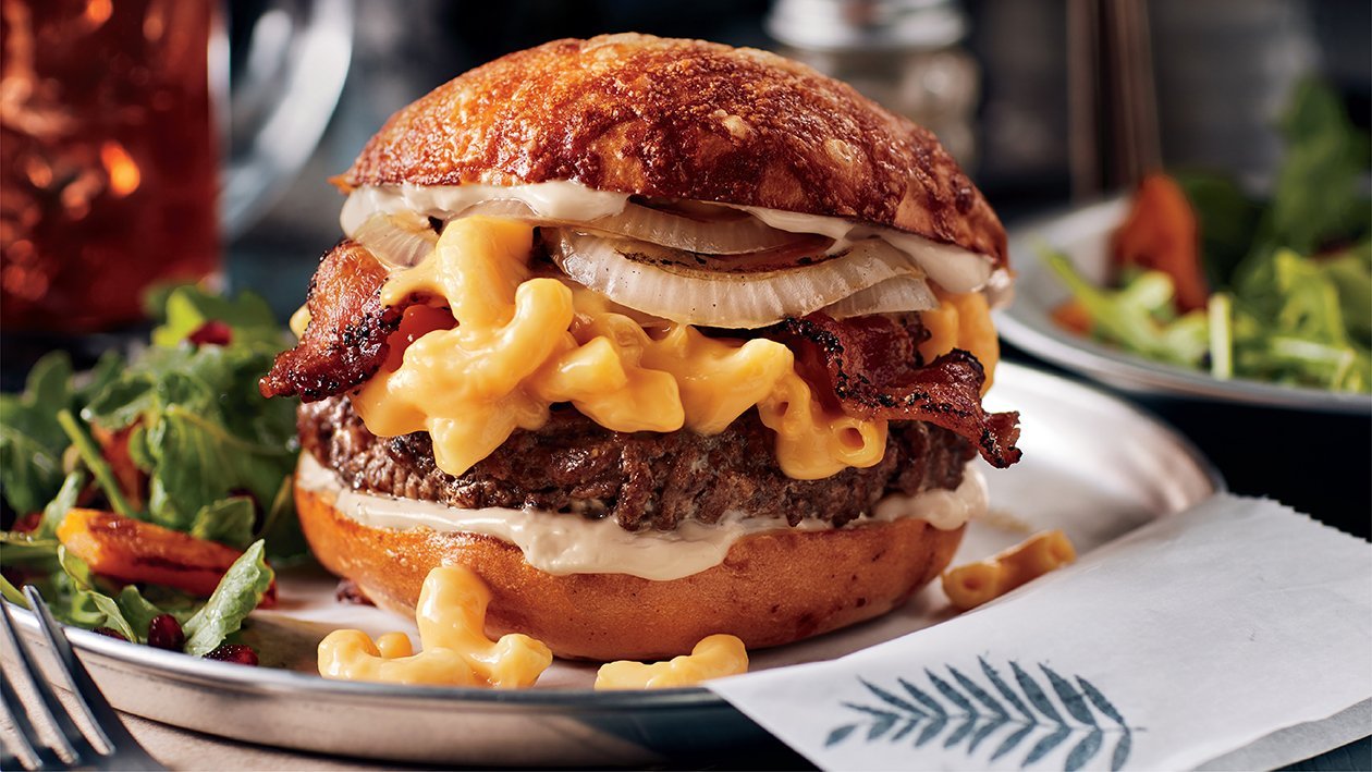 Big Mac & Cheese Burger - Recipe Unilever Food Solutions.