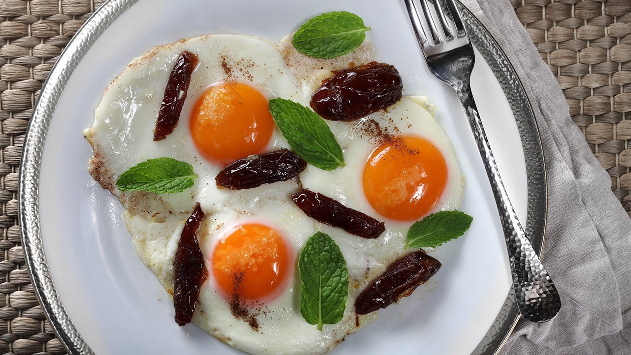 Fried Eggs and Dates – Recipes