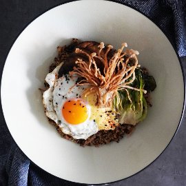 Mushroom Quinoa Brunch Bowl