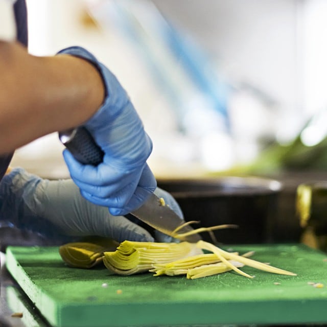 Promoting hygiene in restaurants and among chefs