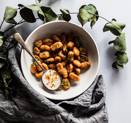 Go green and find out what it means to have a plant-based kitchen with FREE chef training from Vegan